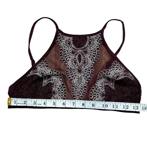 Victorias Secret - Lace High Neck Bralette - Picture 3 of 4